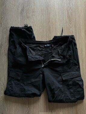 Brandy Melville Black Cargo Pants - Women’s (one size)